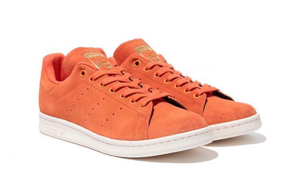 アディダス オリジナルス「スタンスミス」から新色、夏らしいオレンジ＆ホワイト