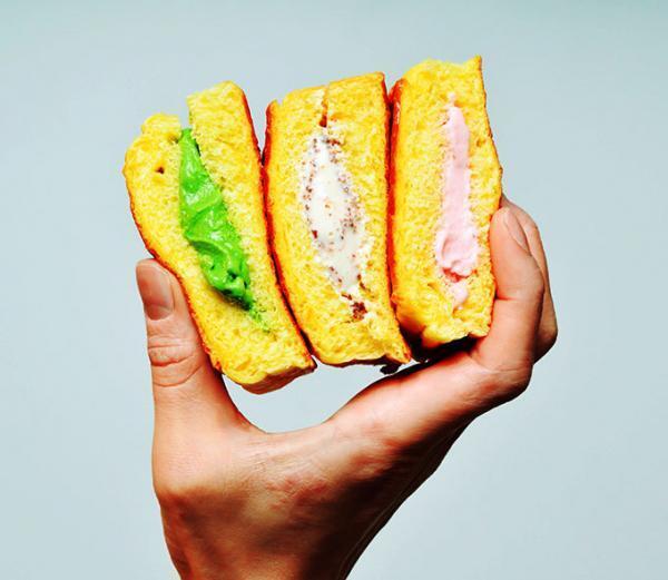 「アイスクリーム ホットサンド」カリッ、ふわ、とろり新感覚スイーツがハンデルスベーゲンから