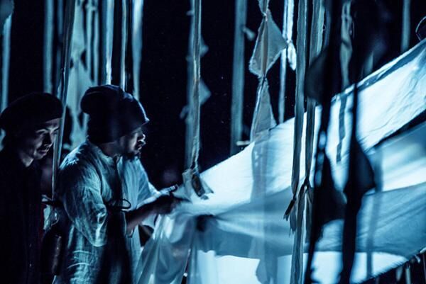 スズキタカユキ「仕立て屋のサーカス」福岡と京都で開催 - 布×音楽×光が創り上げる幻想的な舞台