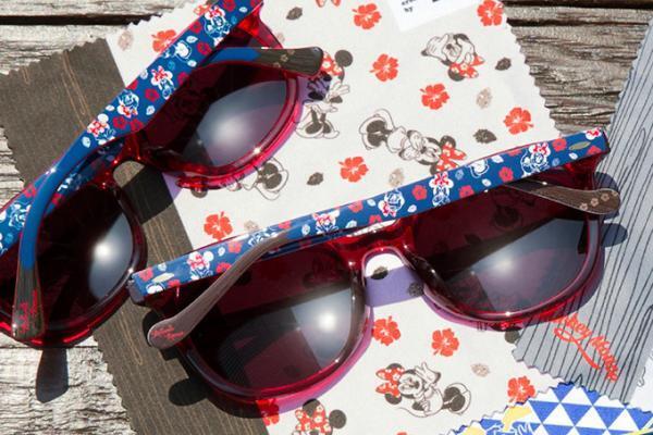 Zoffからディズニーのサングラス、サーフボードを持つミッキーやドナルドをデザイン