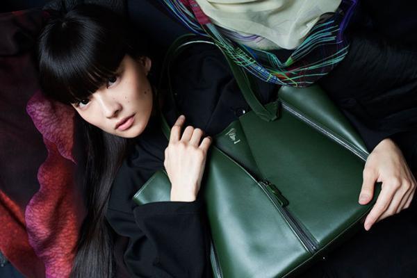 ディスコード ヨウジヤマモト 17年秋冬新作 - シックで都会的なトートバッグやスカーフ