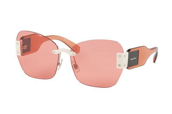 ミュウミュウの新作アイウェア、ソルベカラーに彩られたオーバーサイズのスクエアレンズ