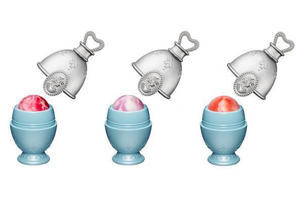 レ・メルヴェイユーズ ラデュレから”宝石色”マーブルチーク＆”ハープ”イメージのプレスト パウダー