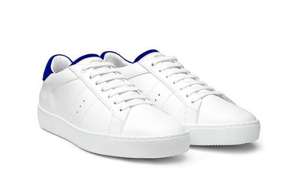 J.M.ウエストン、ウィメンズスニーカー「649」青の芸術家イヴ・クラインの“ブルー”をポイントに