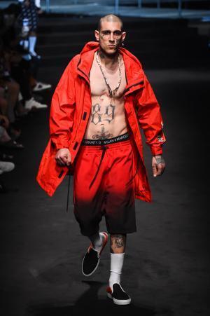 マルセロ・ブロン カウンティ・オブ・ミラン 2018年春夏コレクション、次世代サーフスタイルの在り方