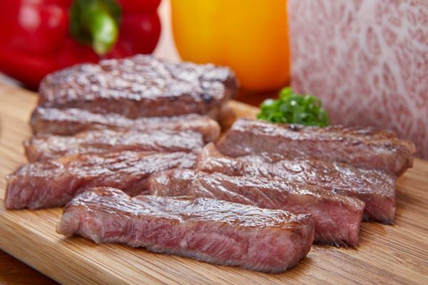 フードフェス「まんパク in 万博 2017」肉、海鮮、ラーメン、スイーツからバルまで約80店が集結