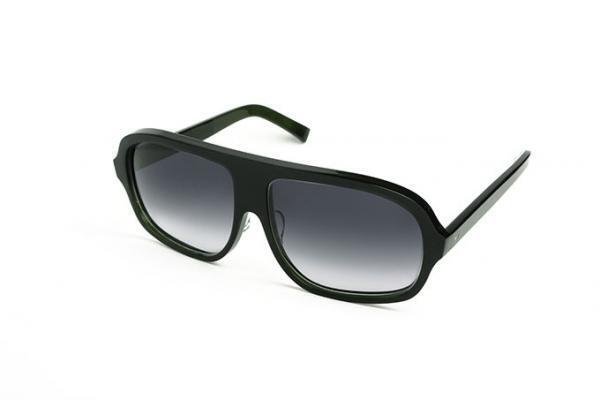 ジョン ローレンス サリバン×n8iseのサングラス - ゴーグルのようなレトロモダンなシェイプ