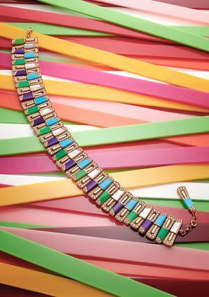 ブルガリの新作ハイジュエリーコレクション「フェスタ」ケーキやジェラートを輝く宝石で模ったピース