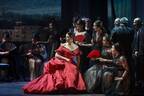 ソフィア・コッポラ初演出のオペラ『椿姫』を上映、ヴァレンティノが衣装デザイン