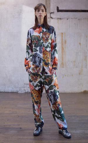 ポール ＆ ジョーが銀座三越に - 限定Tシャツや17年秋冬コレクション、コスメや文房具を展開