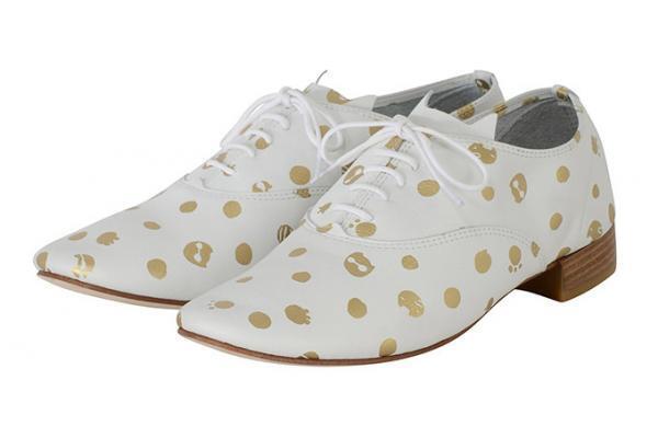 ツモリチサト×レペットのコラボシューズ - 足元からネコが顔を出す、遊び心溢れる一足