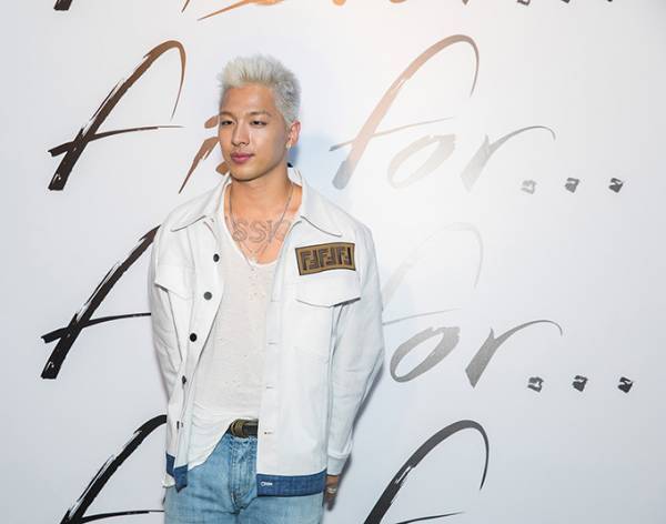 BIGBANGのSOL、フェンディ主催イベントで18年春夏メンズコレクションを着用