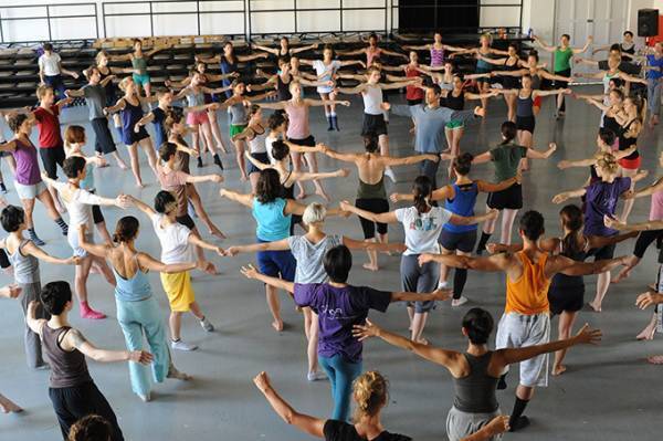 ドキュメンタリー映画『ミスター・ガガ　心と身体を解き放つダンス』オハッド・ナハリンの創作の秘密に迫る