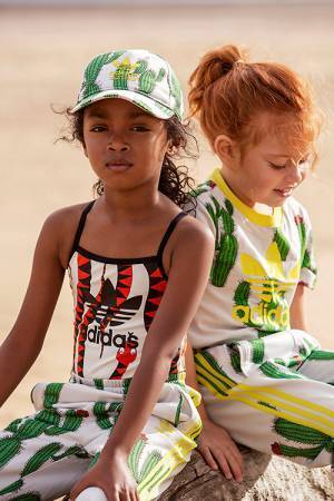 アディダス オリジナルス×ミニ ロディーニ新作 - 愛らしいサボテンプリントのキッズウェア