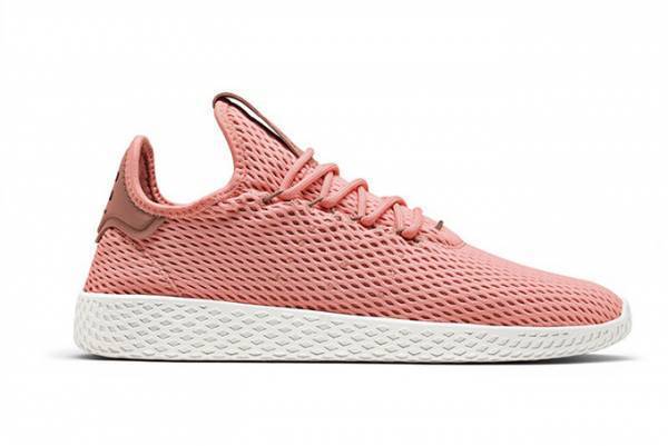 アディダス オリジナルス＝ファレル・ウィリアムスのシューズ「Tennis Hu」＆「スタンスミス」