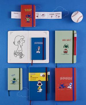 モレスキンからスターウォーズや不思議の国のアリス、スヌーピーの限定12ヵ月ダイアリーコレクション