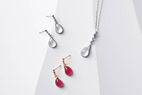 スタージュエリー秋の新作 - ”願い叶う”ピンキーリングや夕陽の輝きを閉じ込めたカラーストーンピアス