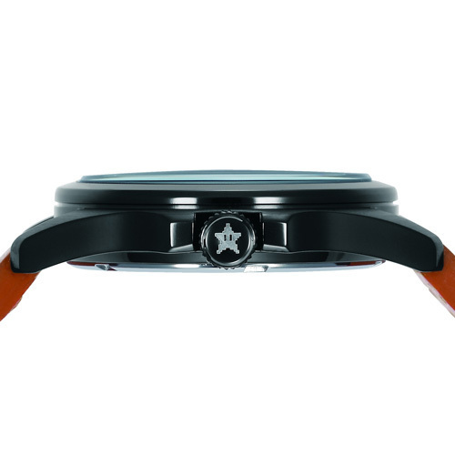 スーパーマリオブラザーズコラボの腕時計、セイコーより発売  - ゲームの1‐1面が文字盤に