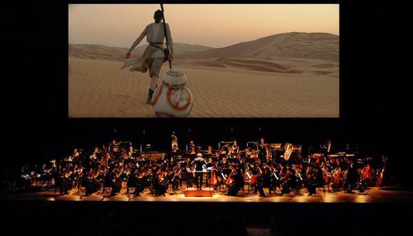 『スター・ウォーズ／フォースの覚醒』シネマ・コンサート日本初上陸、オーケストラの生演奏×映画上映