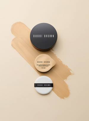 ボビイブラウンの新作コスメ、美肌を叶えるルースパウダー＆カバー力UPのクッションファンデ