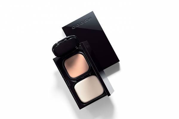 SUQQUから新エマルジョン型ファンデーション、“蒸しタオル後”のような美しいツヤ肌に