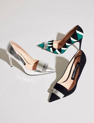 セルジオ ロッシの「sr1」ポインテッドトゥ シューズに新カラー＆素材が登場