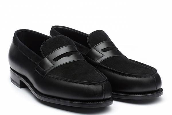 J.M.ウエストン新ウィメンズシューズ「ミッドナイトエディション」スエード＆カーフレザーを組合せ