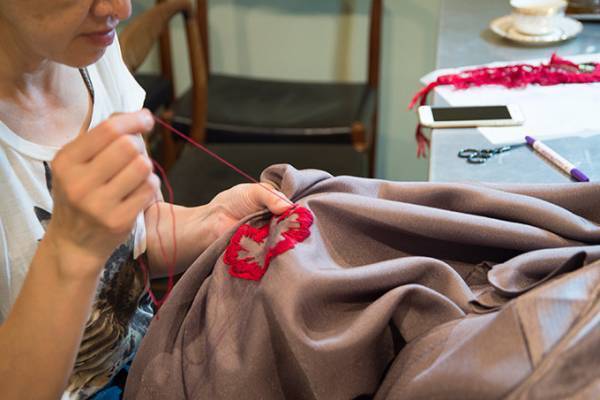 ミュベール旗艦店「ギャラリー ミュベール」がリニューアル、カスタマイズアトリエや刺繍教室も