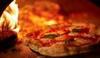 LAカスタマイズピザ「800 ディグリーズ  ナポリタン ピッツェリア」2号店南青山にオープン