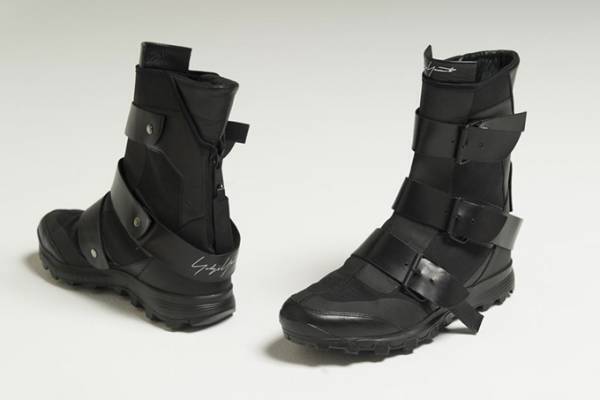 ヨウジヤマモト×アディダス、ハイカットスニーカー3モデルが発売