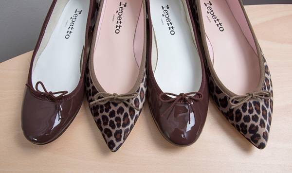 レペットのレオパードシリーズ、バレリーナシューズにベルベット素材のヒョウ柄をあしらって