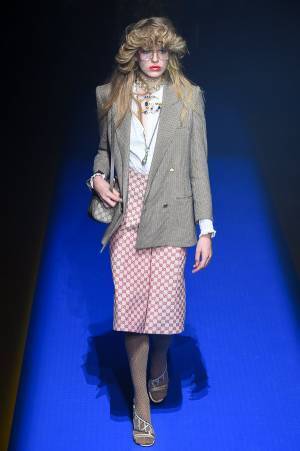 グッチ 2018年春夏ウィメンズコレクション - 豊かな創造行為は時代、そして国境を超えた旅へと誘う