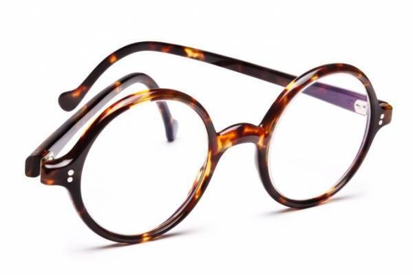 「フランス人間国宝展」を東京国立博物館で - 玉虫色に輝くモダンな陶器やアーティスティックな傘