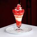 資生堂パーラーから数量限定「プリンセス ストロベリーパフェ」いちご恋姫を贅沢に使用
