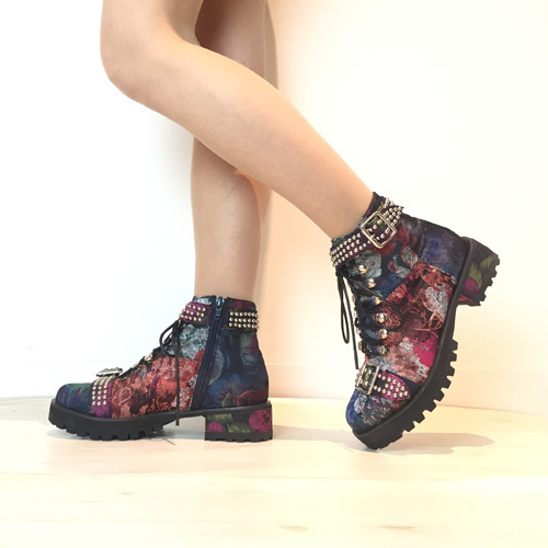 ジェフリーキャンベルから新作シューズ - マルチカラーの花柄レースアップブーツ登場