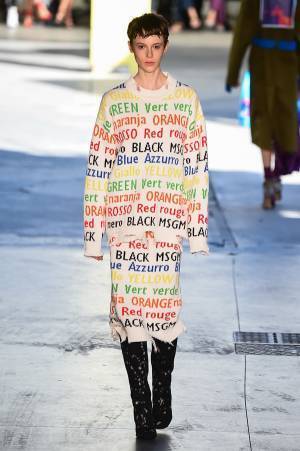 MSGM 2018年春夏コレクション - 色彩のエネルギーに身をまかせて
