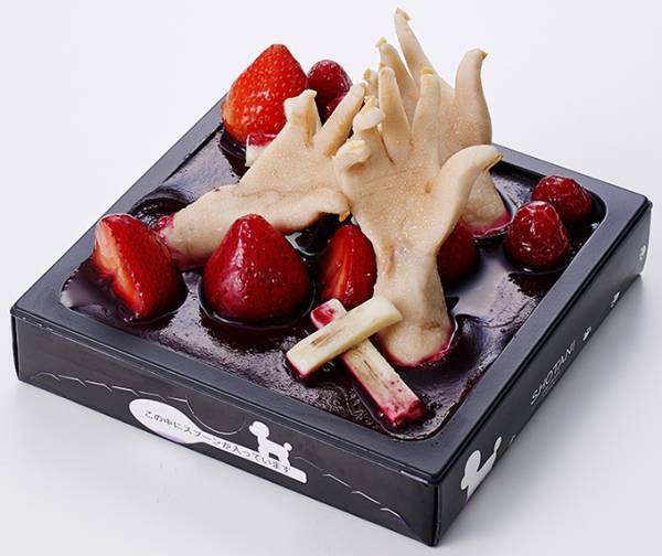 大丸梅田店のハロウィンスイーツ、チョコの手＆目玉付きの堂島ロール - ホラーを感じる不気味なお菓子