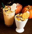 タリーズの新作・ハロウィンパンプキンラテ&パンプキンティースワークル、おばけクッキーをトッピング