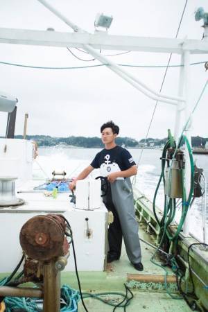 アーバンリサーチ×若手漁師集団の機能性フリース - シーパーカーやサロペット等、普段使いできる漁師服