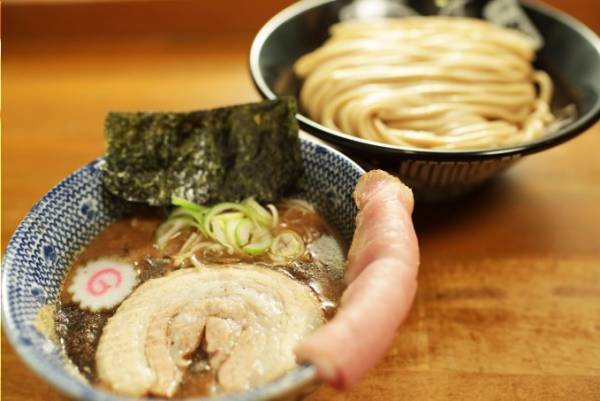 映画『ラーメンヘッズ』なぜ日本人はラーメンが好きなのか？中華蕎麦 とみ田の店主に密着