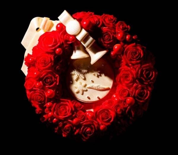 グランドプリンスホテル新高輪のクリスマス、&quot;赤いバラのリース&quot;をイメージした華やかなケーキ