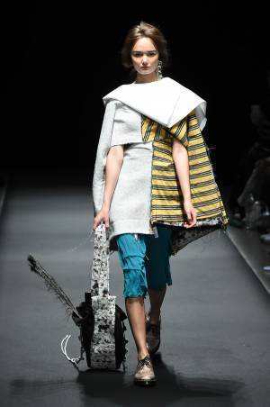 パーミニット 2018年春夏コレクション - 故郷を振り返って生まれたノスタルジックなドレス