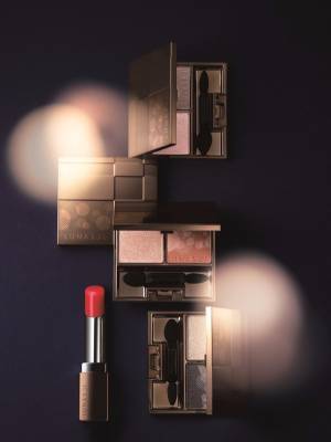 ルナソル「キャンドルの光」から着想した冬メイク、限定アイシャドウやネイルカラー