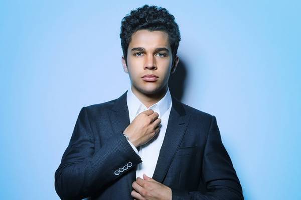 オースティン・マホーン、日本ツアーを18年春に開催 - 東京・名古屋・大阪・福岡で