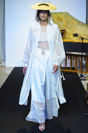 ハオリ ドゥ ティティ2018年春夏コレクション - 刺繍やレースで彩る優雅な午後の外出着