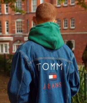トミー ジーンズ 17年秋の新作、ウォッシュ加工＆原色使いのデニムパンツやジャケット