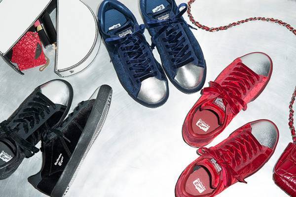 オニツカタイガー、ベルベット素材の新スニーカー「ローンシップ」つま先にシルバーレザー