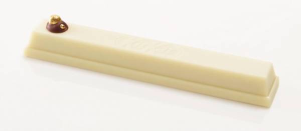 キットカット ショコラトリーより「バースストーン」登場、"誕生石"に見立てた12本のチョコレート