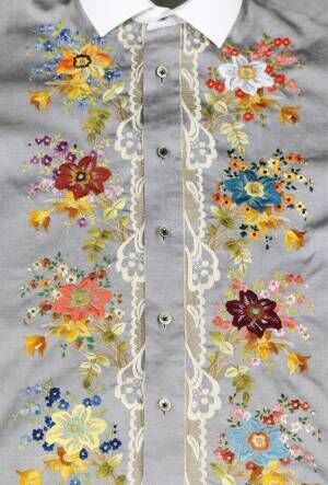 神戸ファッション美術館「長谷川和希 刺繍作品展」夢あふれる西洋宮廷衣装の超絶刺繍
