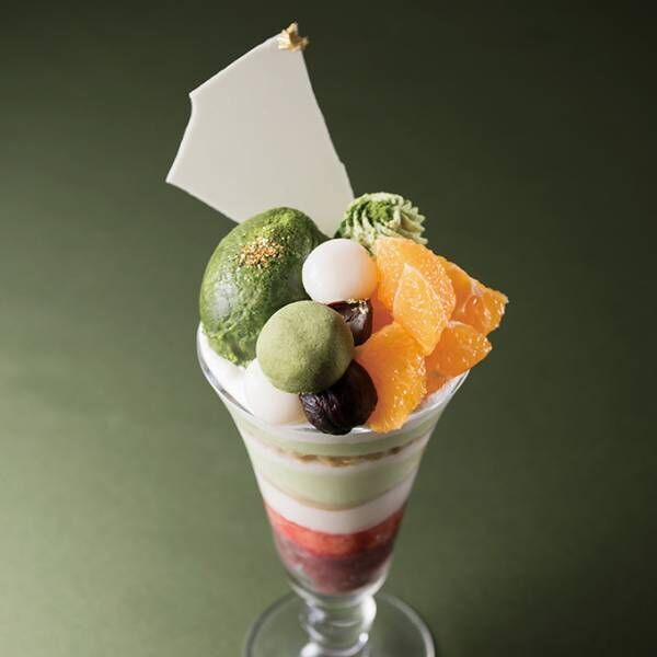ホテル阪急インターナショナル「苺大福」を表現した和風パフェ、抹茶・みかん・栗を使用した贅沢な14層